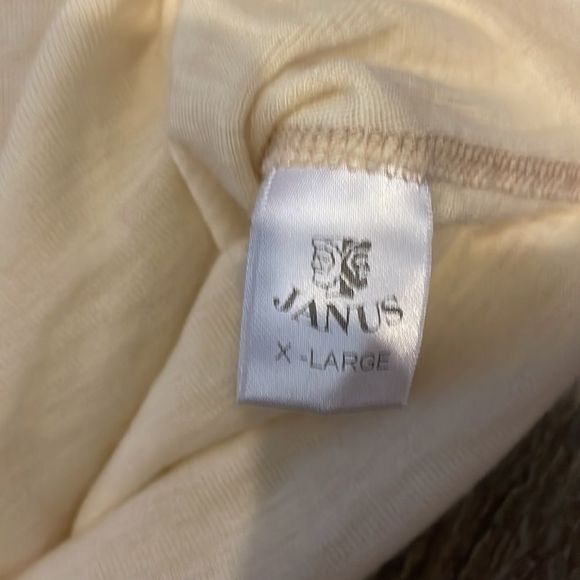 JANUS of Norway- 100% Merino wool- like New - Picture 2 of 5